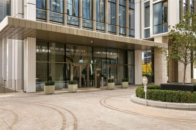 River Park Tower, Nine Elms Lane, London photo 2