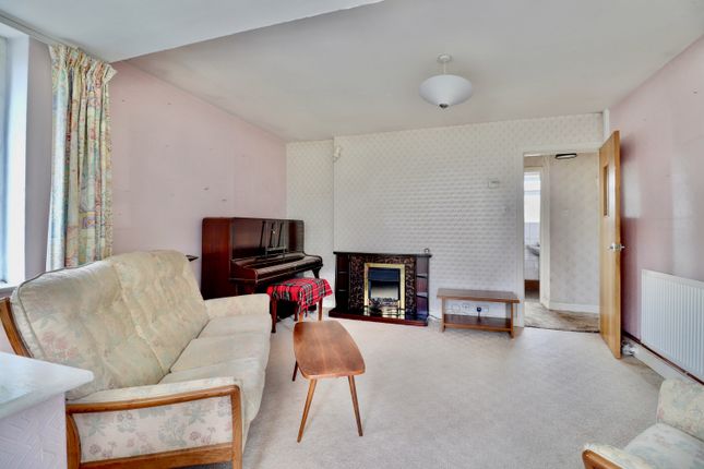 55, West Avenue, Wetherby photo 2