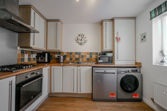 23, Maple Road, Didcot photo 4