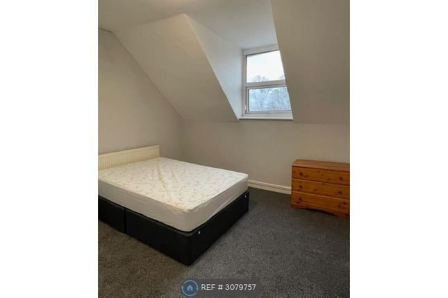 Brook Street, Luton photo 2