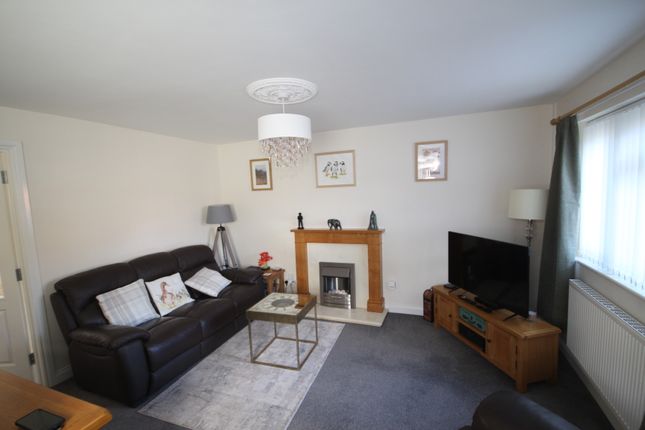 48, Elizabeth Way, Bridgwater photo 3