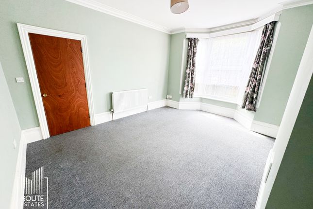 Room 1XX 667, Hertford Road, Greater London photo 2