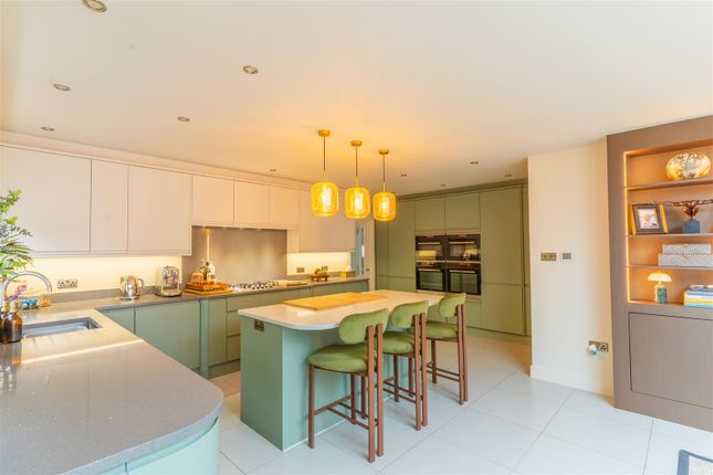 10, Windmill Hill, Bedford photo 4