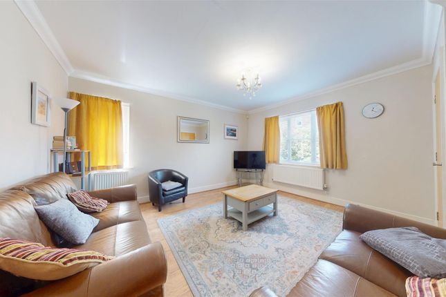28, Wedgwood Road, Weymouth photo 3