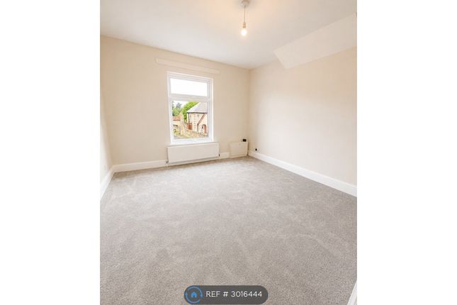 A Kingsway, KirkbyInAshfield, Nottingham photo 3