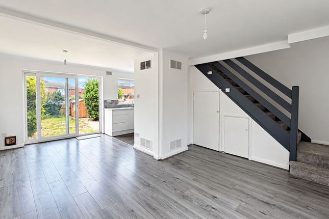 42 Coniston, Southend-On-Sea photo 2