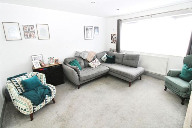 155, Astral Way, HULL photo 3