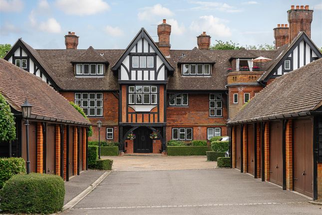 Thumbnail Flat for sale in Holly Hill Park, Holly Hill Drive, Banstead