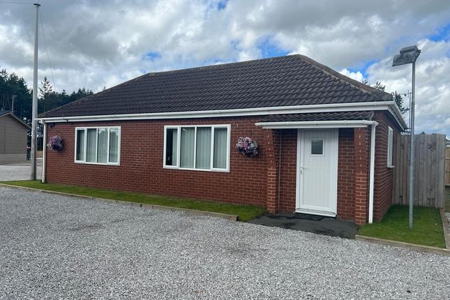 Thumbnail Bungalow to rent in High Street, Austerfield, Doncaster