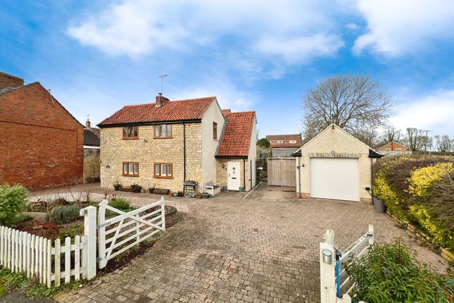 3-bed house on Bramley Cottage, 19, Newton Way, Grantham, £425,000