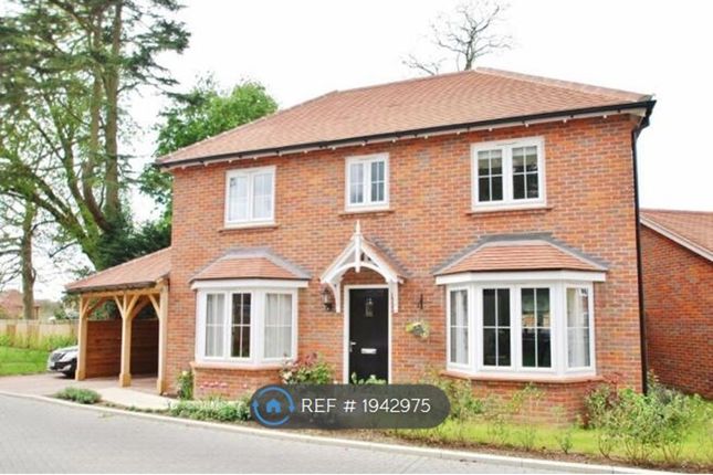 Detached house to rent in Abrahams Close, Amersham