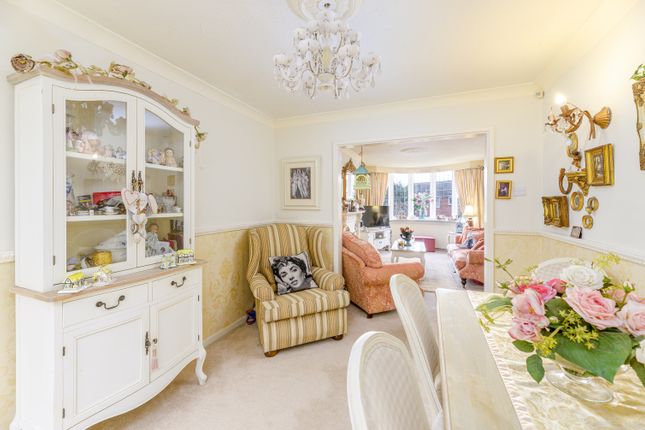 17, Langholm Drive, Birmingham photo 4