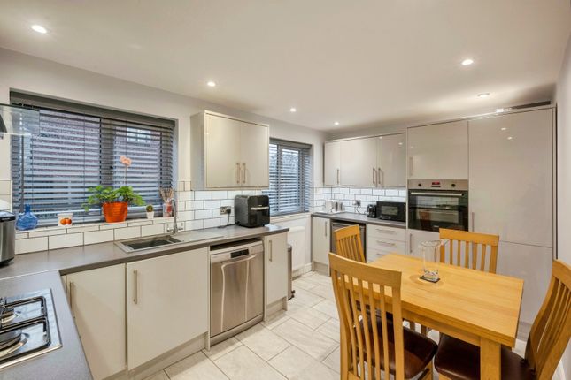 9, Edgbaston Way, Doncaster photo 3