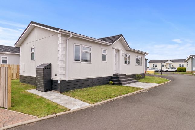 Thumbnail Mobile/park home for sale in Heatherbank Country Park, Shillford, East Renfrewshire