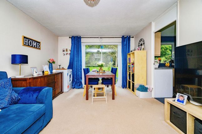 8, Hemel Hempstead photo 4