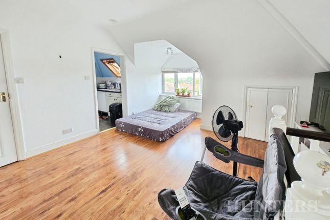 Flat 8, 103, Carshalton Road, Sutton photo 3