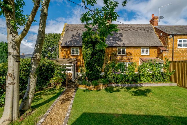 Mill Lane Kislingbury Northampton Nn7 3 Bedroom Cottage For