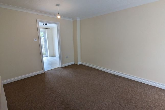 18 Old Foundry Place, Leiston photo 4