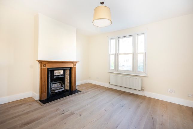30, Haliburton Road, Twickenham photo 3