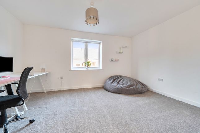 Seventeen, North Mead, Chichester photo 4