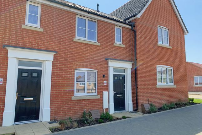 Terraced house for sale in St. Johns Hill, Bungay