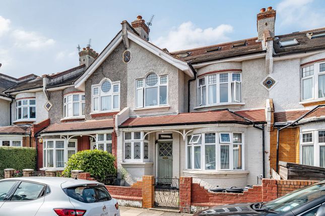 Flat to rent in Montana Road, Tooting, London