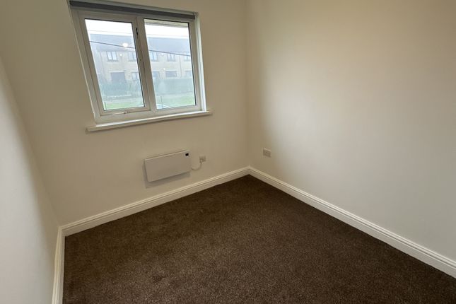 34, Weavers Brook, Halifax photo 3