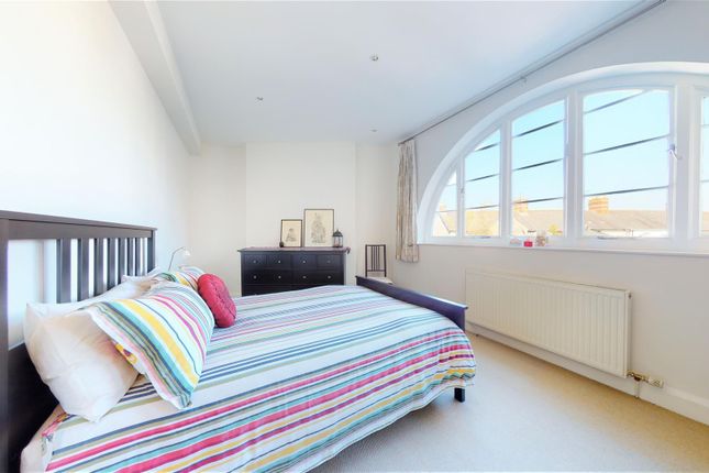 Flat for sale in Woodland Hall, Woodland Place, Penarth