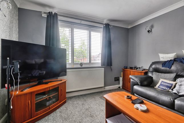 5, Parkfield Drive, BIRMINGHAM photo 2