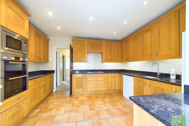 Detached house for sale in Belmont Park Avenue, Maidenhead, Windsor And Maidenhead