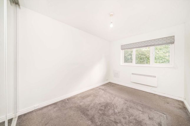 Heathcote Road, St Margarets photo 4