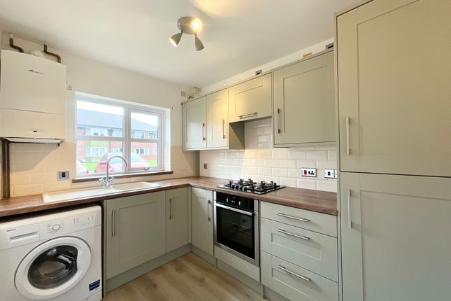 6 Richmond Mews Stafford Close, Stone photo 2