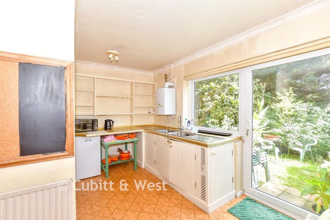 53, Maisemore Gardens, Emsworth photo 4