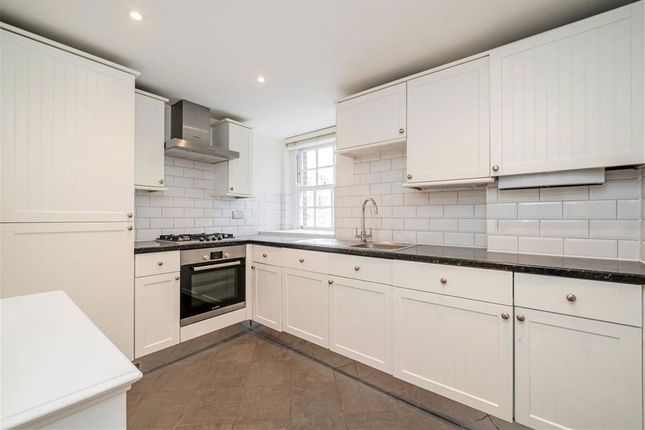 Flat 2, 28A, Seymour Place, London photo 3