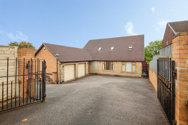 5-bed detached on Rotherham Road, Barnsley, £550,000