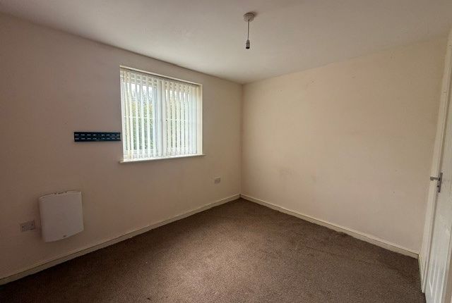 Unknown, Ellesmere Port photo 4