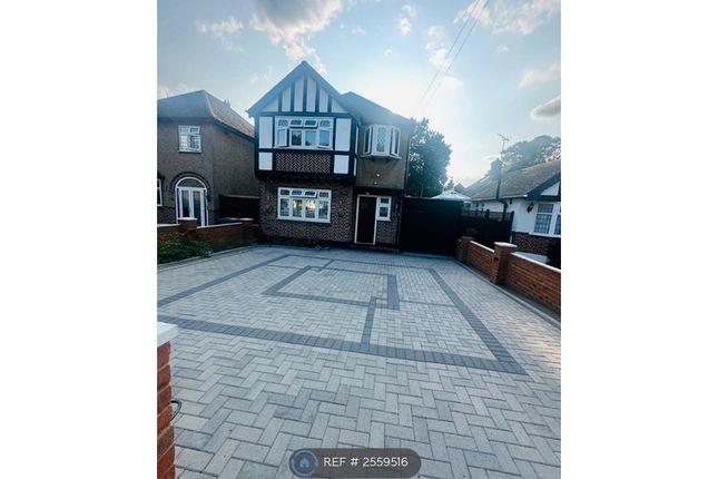 Driveway For 4 To 5 Cars