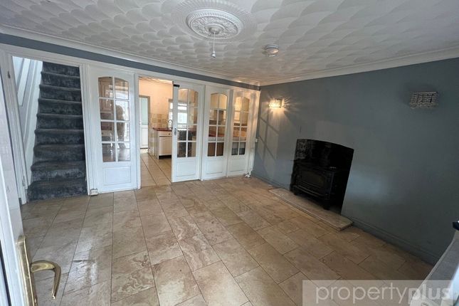 23, High Street, Rhondda Cynon Taff photo 2