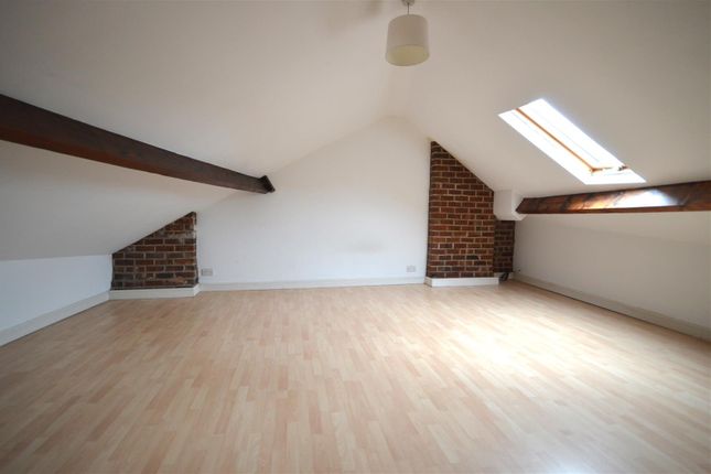 Thumbnail Flat to rent in Wheldon Road, Castleford