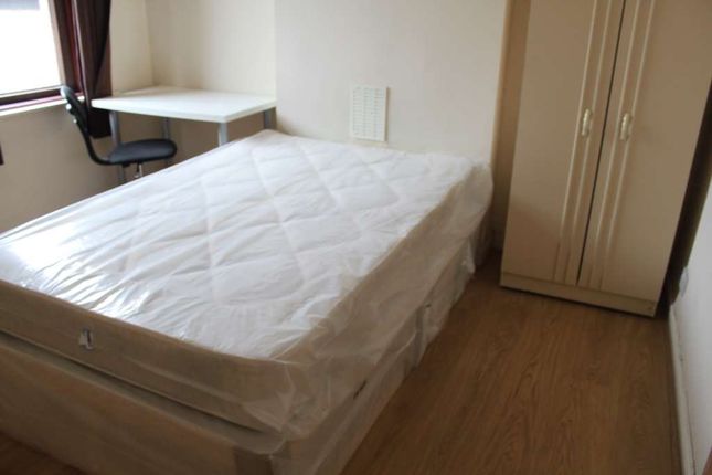 11, Thesiger Street, Cardiff photo 3