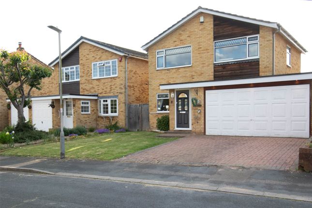 Thumbnail Detached house for sale in The Oval, Broxbourne, Hertfordshire