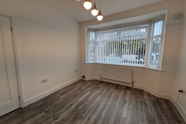112, Bentham Drive, Liverpool photo 3