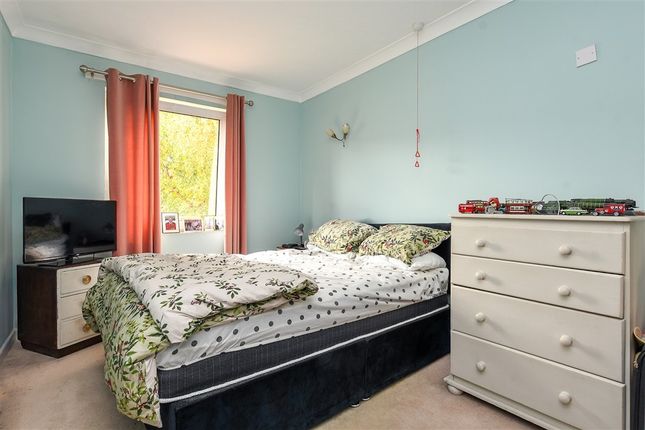 Linkfield Lane, Redhill photo 4