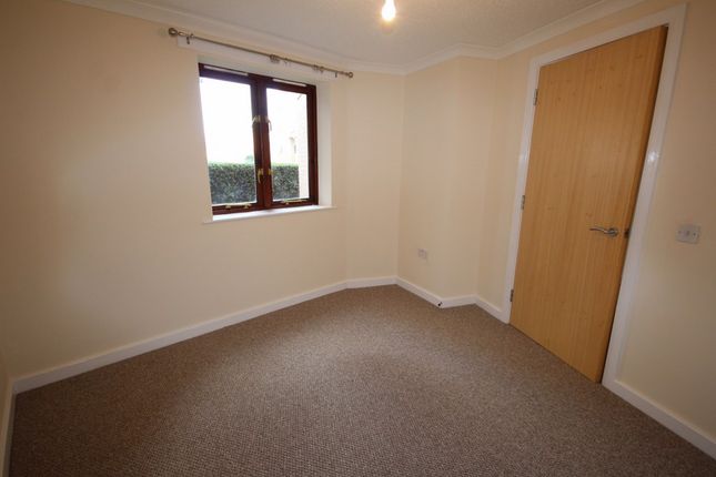 Flat 2, 25, Henry Bird Way, Northampton photo 5