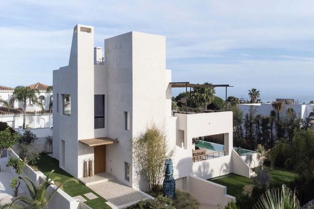 Thumbnail Villa for sale in Spain, Málaga, Marbella, Marbesa