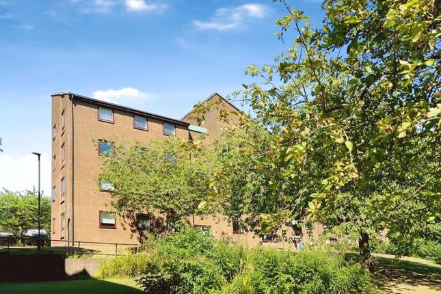 Flat for sale in High Park, Greystoke Gardens, Newcastle Upon Tyne