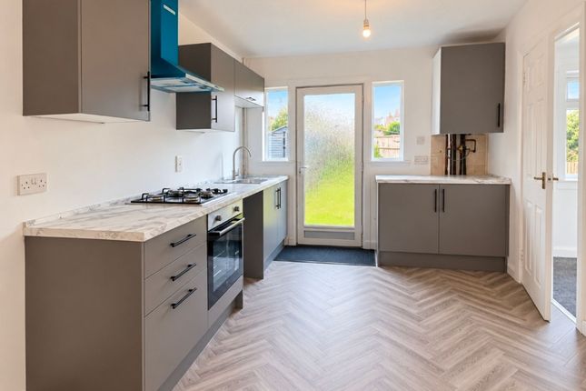 64 Brodick Road, Kirkcaldy photo 3