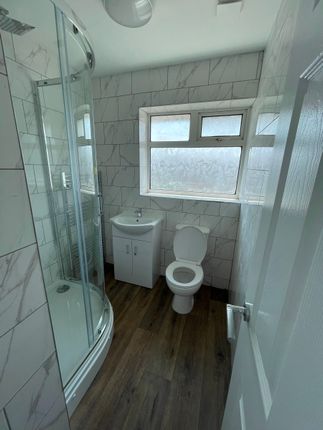 46 Bourne Avenue, Tipton photo 5