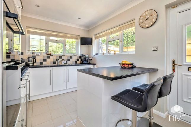 Pinecroft, Rushall Lane, Poole photo 4
