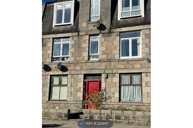 Flat to rent in Holburn Street, Aberdeen